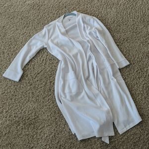 Women's waffle textured white housecoat/robe